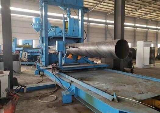 螺旋<a href=http://www.www.strongtop.com.cn target=_blank class=infotextkey>焊接鋼管</a>水淬火設(shè)備的設(shè)計及應(yīng)用